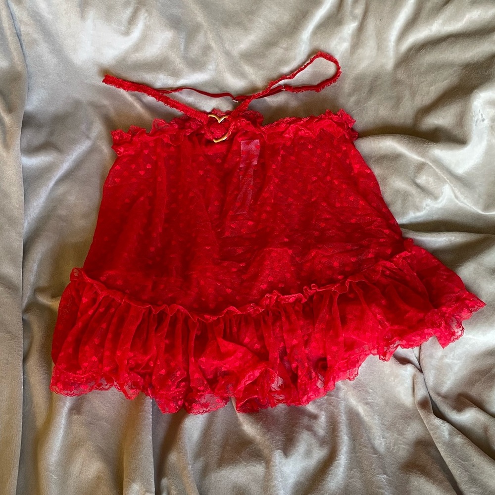 Red halter - Picture 2 of 3